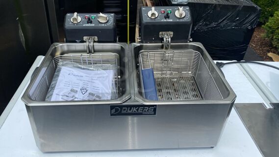 Dukers - DCF15ED, 30lb Two Basket Electric Countertop Deep Fryer