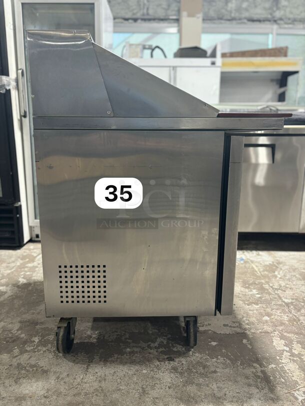 True TSSU-27-12M-C-HC ADA 27" TSSU Series Mega Top Sandwich/Salad Prep Table w/ Refrigerated Base, 115v
 - Image 8 of 8