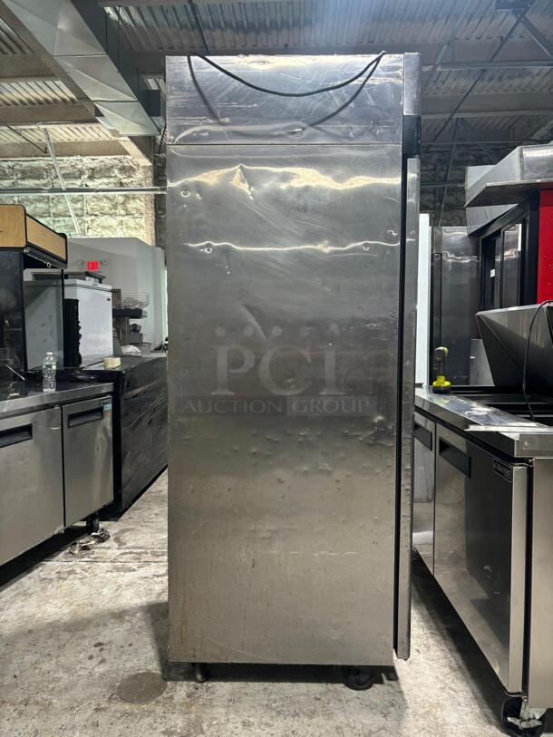 Migali C-1F-HC 28" One Section Reach In Freezer, (1) Solid Doors, 115v
 - Image 3 of 6