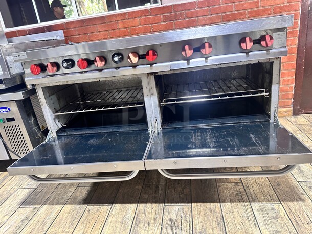 Late Model Vulcan V60 60 inch 10 Burner Gas Range w/ (2) Standard Ovens, Natural Gas Working - Image 6 of 9