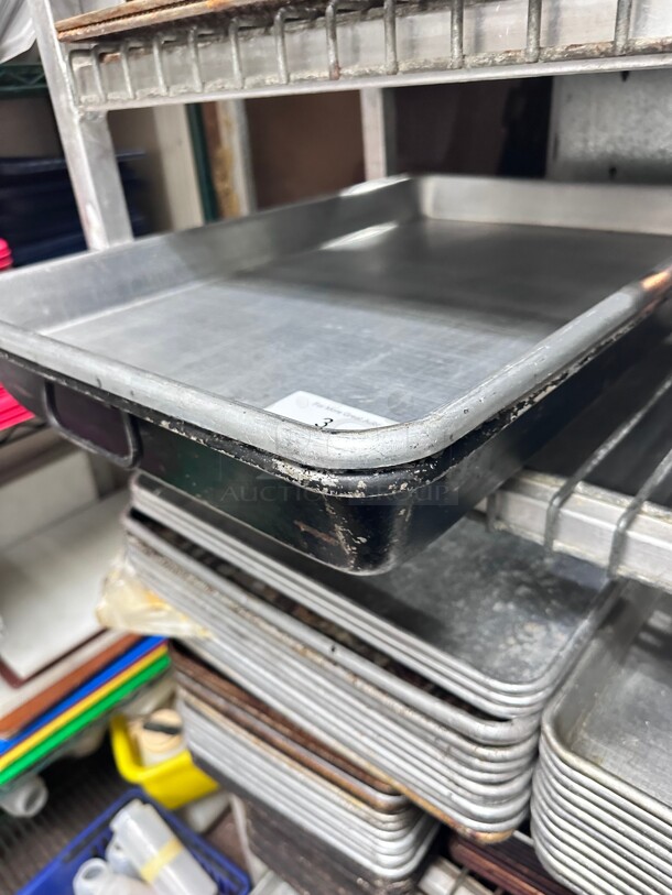 Full Sheet Size Deep Pan 18x26 With 2 inch Deep - Image 1 of 1