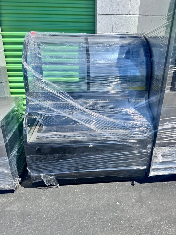 One Year Old Cooler Depot FGO48 Commercial Open Air Display Case Refrigerator 115 Volt - Image 6 of 8