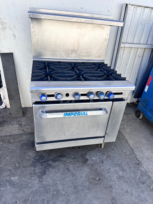 Fully Refurbished Imperial IR-6 36" 6 Burner Gas Range w/ Standard Oven, Natural Gas Tested and Working - Image 6 of 10