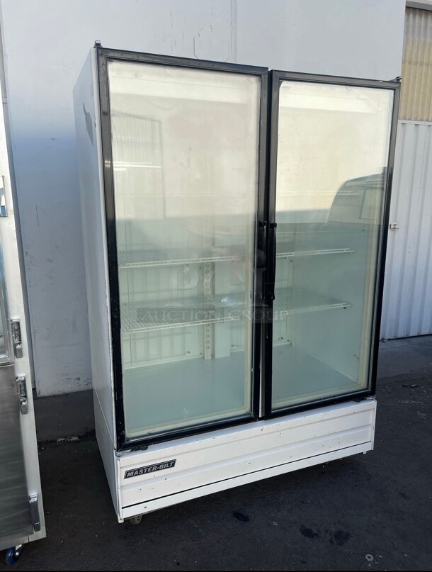 Certified Working Master-Bilt BLG-52HD Low Temp Glass Door Freezer Merchandiser 220 Volt 1 Phase  - Image 2 of 11