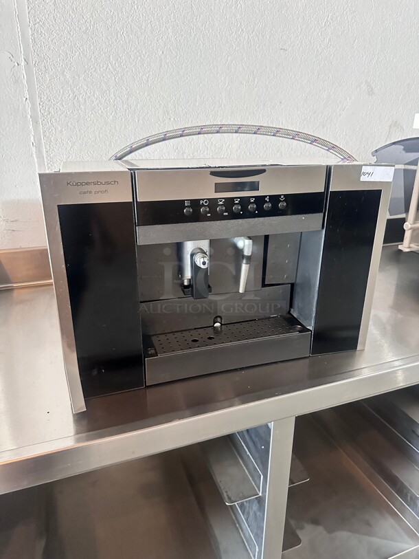 Kuppersbusch EKV 6600.0 M- UL Built-In Coffee Machine 115 Volt  - Image 6 of 7