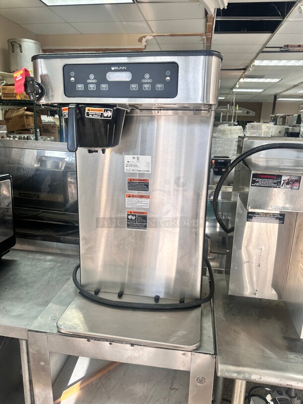 Late Model Bunn ICB Twin Tall Stainless Steel Automatic Coffee Brewer - 120/240V, 6000W Tested and Working - Image 3 of 4
