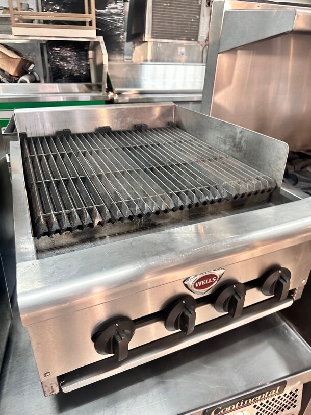 Fully Refurbished Wells Commercial Gas Char Broiler Grill Tested and Working - Image 5 of 6