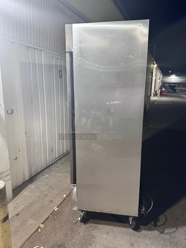 Late Model True T-43F-HC 47 inch Two Section Reach In Freezer, (2) Solid Doors, 115v Working - Image 10 of 10