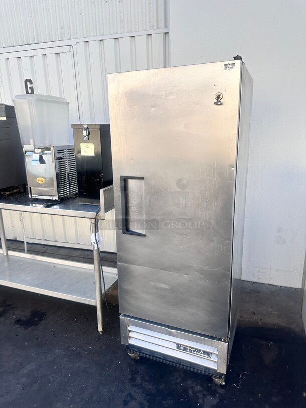 True T-12-HC 25" One Section Reach In Refrigerator, (1) Right Hinge Solid Door, 115v Working - Image 6 of 8