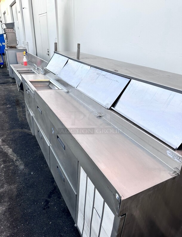 Certified Working Delfield 186114PTBMP 114 inch Pizza Prep Table w/ Refrigerated Base, 115v - Image 4 of 6