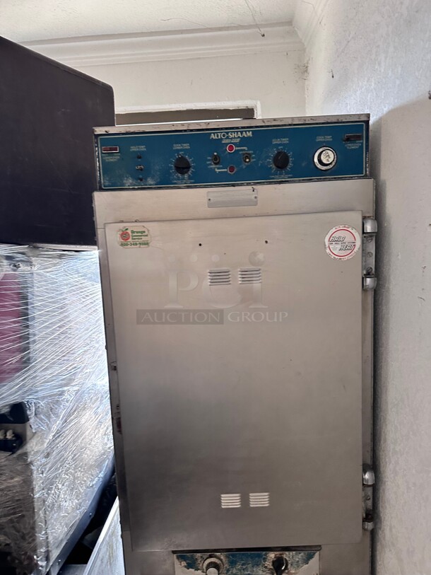 Alto-Shaam 1200-TH Halo Heat Slow Cook & Hold Electric Double Deck
120 lb. capacity each 115 Volt NSF  - Image 2 of 6
