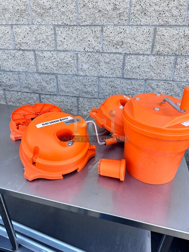One Lot Of Two Vegetable Dicer/Cuber ans One Lettuce Spinner - Image 1 of 8