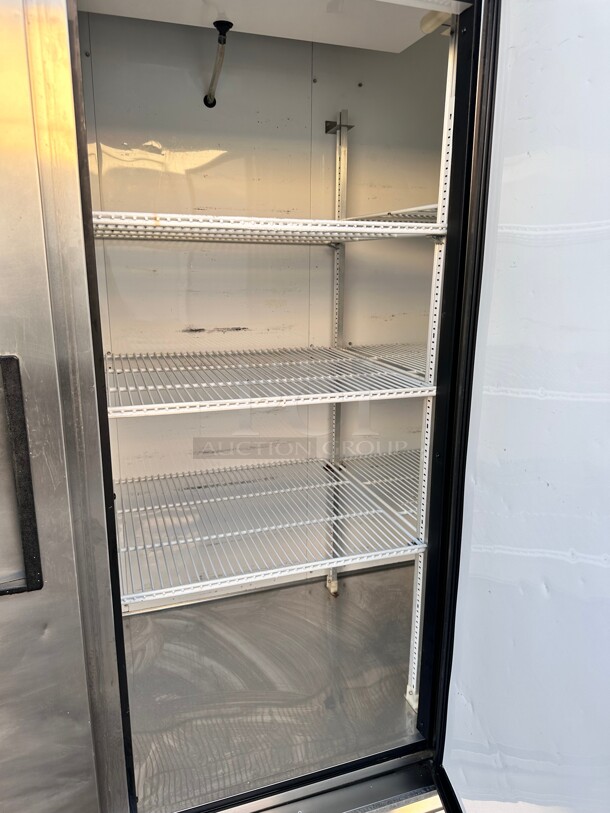 Excellent True T-72F 78 inch Three Section Reach In Freezer, (3) Solid Doors, 115v Working - Image 6 of 10