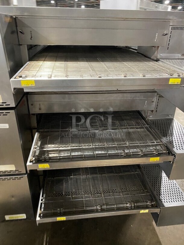 WOW! Middleby Marshall Triple Deck Stainless Steel Commercial Natural Gas Powered Conveyor Pizza Oven on Commercial Casters! 3x Your Bid MODEL PS555 SN:29731660 208-240 V 1PH - Image 5 of 12