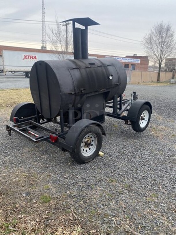 Sweet! LANG Heavy Duty Commercial Deluxe 60 Mobile 3 Tier Smoker Trailer!  - Image 2 of 12
