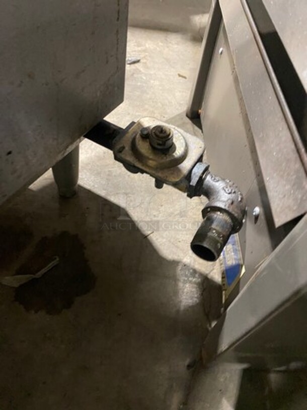 Star Max Commercial Countertop Natural Gas Powered Flat Top Griddle! With Back And Side Splashes! All Stainless Steel! On Small Legs! - Image 7 of 7