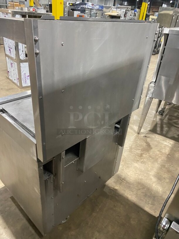 Cookline Stainless Steel Commercial Natural Gas Powered 2 Burner Range w/ Right Side Flat Top Griddle! With Oven And Back Splash! On Commercial Casters! - Image 4 of 11