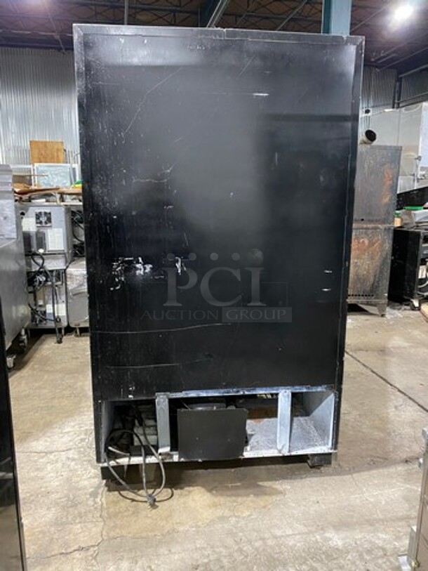 Dixie Narco Commercial Drink Vending Machine! With Bill And Coin Acceptor! Model: DN5591 SN: 03358158BA 120V 60HZ 1 Phase - Image 3 of 10