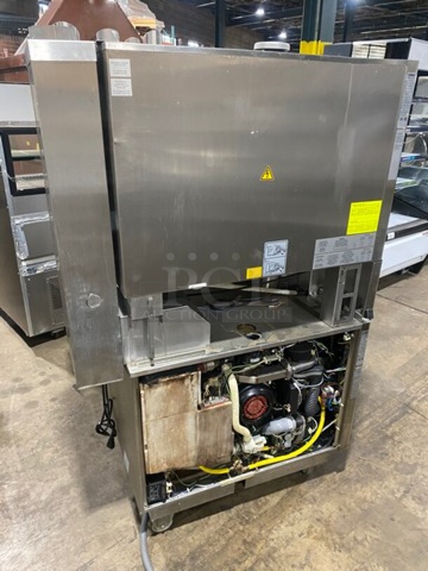 Amazing! Rational Natural Gas Powered Steam Injection Combi Convection Oven! All S.S.! Model CMP62G Serial G62MH16102549383! Great For Steaming/Cooking/Baking! On Comercial Casters! 2 X Your Bid Makes One Unit!  - Image 2 of 10