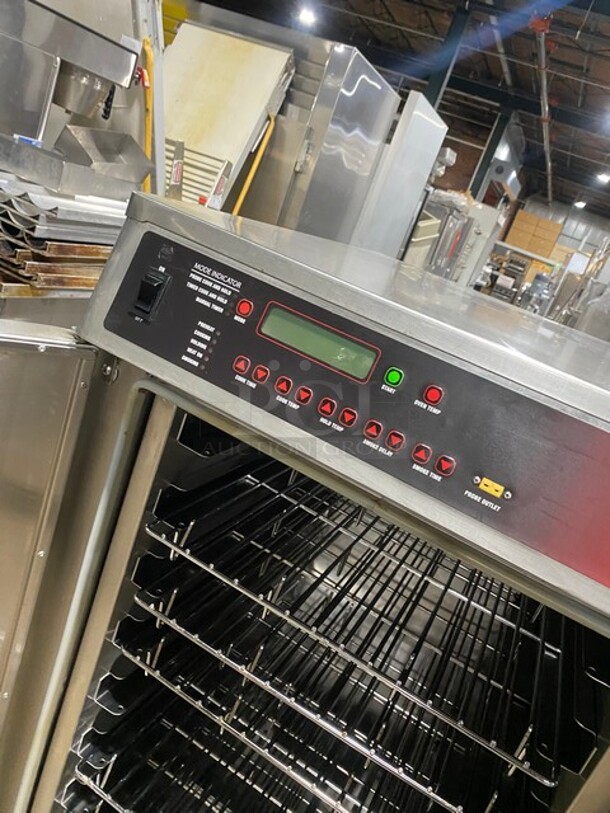WOW! Piper Commercial Chef System Cook-N-Hold Oven! With Smoker Feature! Metal Oven Racks! All Stainless Steel! On Small Casters! Model: CS210S SN: 29275 208V 60HZ 1 Phase! Working When Removed! - Image 7 of 8