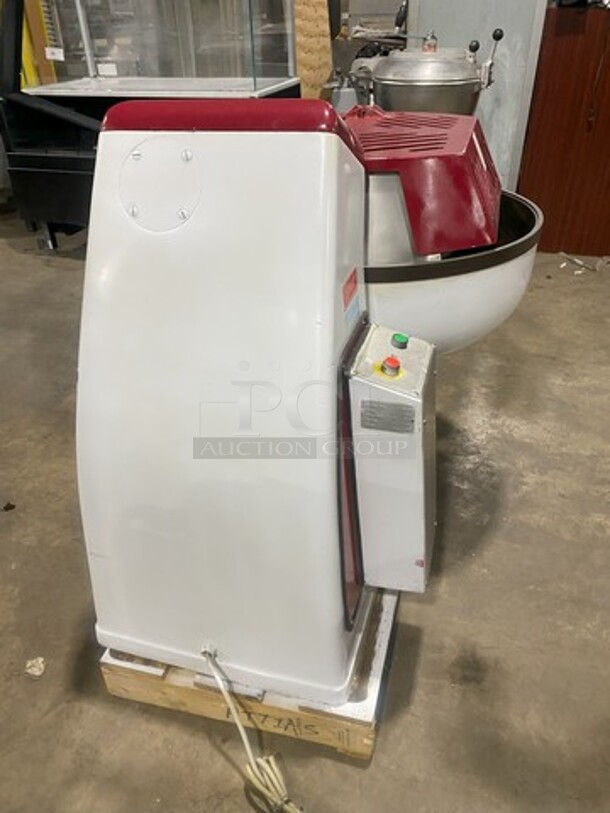 Nice! Sottoriva ARCA SERIES PO 80 Floor Style Fork Mixer! Model PO80 Serial 22217! 220V! Fork Mixer With Motorised Bowl Suitable For Hard And Semi-Hard Dough! - Image 2 of 9