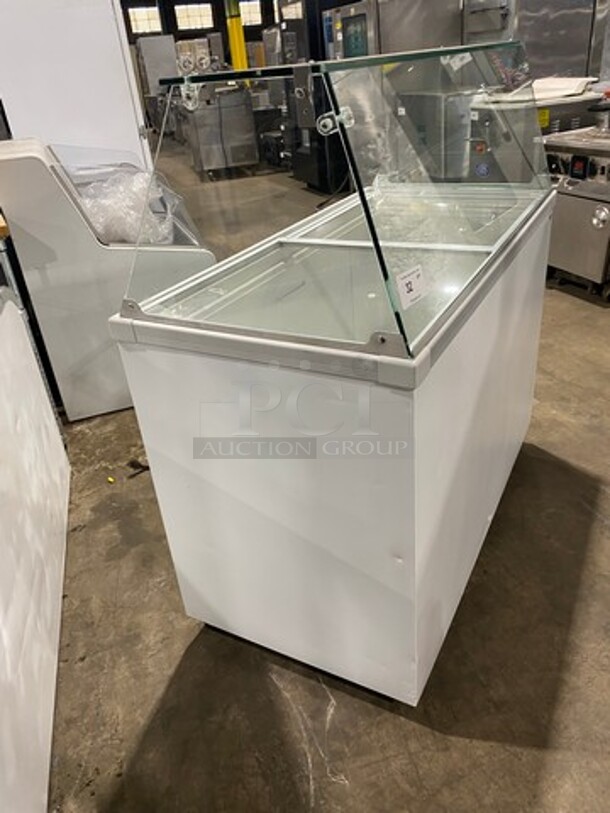 LATE MODEL! 2014 Fricon Commercial Reach Down Chest Freezer Merchandiser! With 2 Top Sliding Doors! With Sneeze Guard! On Casters! Model: THG7SG SN: 021080 115V 60HZ 1 Phase - Image 2 of 9
