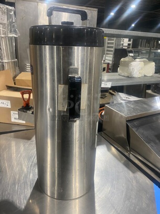 Fetco Commercial Countertop Beverage Dispenser! Thermoproved For Hot And Cold Beverages! All Stainless Steel! Luxus Edition! - Image 4 of 7