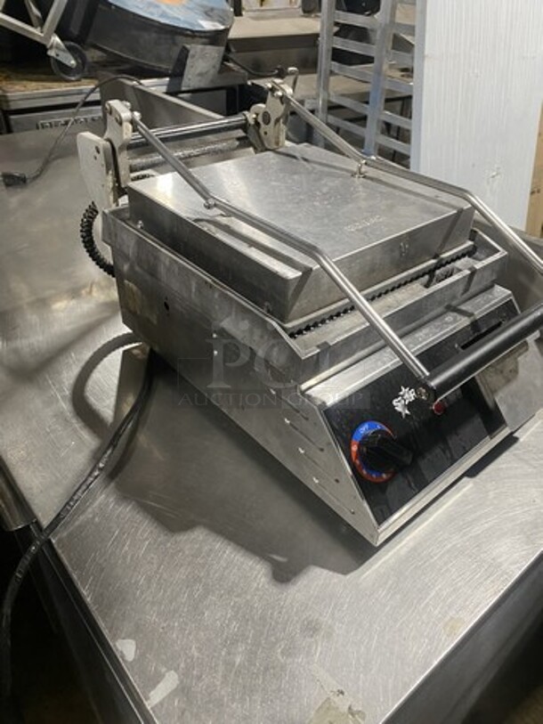 Star Pro Max Counter Top Heavy Duty Panini Press Grill! Model CG14 Serial GG140715A0033! 120V 1 Phase!  - Image 2 of 9