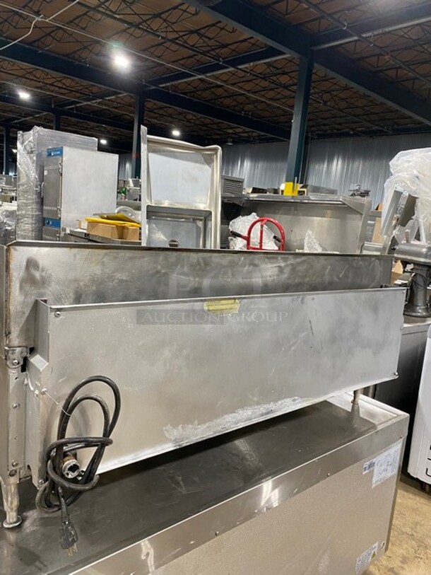 Lang Commercial Countertop Natural Gas Powered Mirror Shine Polish Top Flat Top Griddle! With Back And Side Splashes! All Stainless Steel! On Small Legs! Working When Removed! - Image 4 of 5
