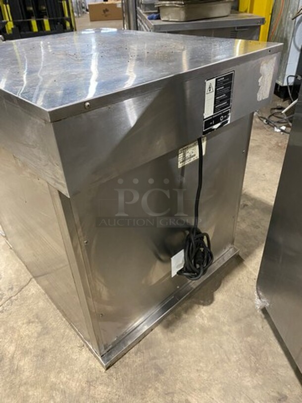 Alto Shaam Electric Powered Commercial Under The Counter COOK-N-HOLD Oven! All Stainless Steel! Model: 750THIII SN: 449810000 208/240V 60HZ 1 Phase - Image 4 of 8