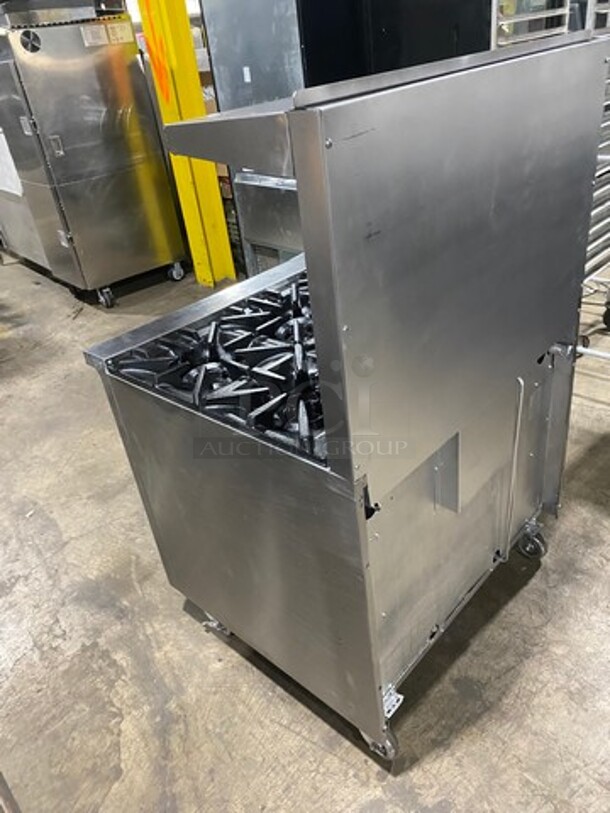 Sunfire Commercial Natural Gas Powered 6 Burner Stove! With Raised Back Splash And Salamander Shelf! With Oven Underneath! All Stainless Steel! On Casters! - Image 4 of 8
