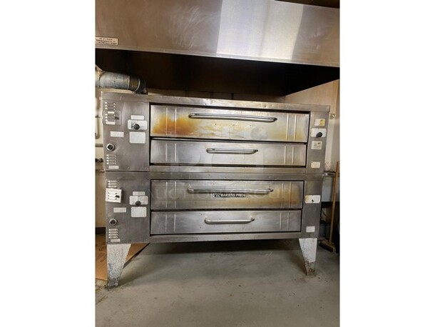 WOW! BAKERS PRIDE Natural Gas Powered Double Deck Y600 6 Pie Pizza Baking Oven! With Stones! Model Y600! On Legs! 2 X Your Bid Makes One Unit! Working When Removed!  - Image 1 of 11