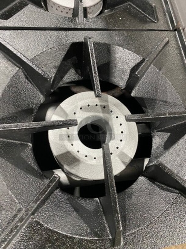 Therma Tek Commercial Natural Gas Powered 6 Burner Stove! With Raised Back Splash! With Oven Underneath! All Stainless Steel! On Legs! - Image 6 of 9