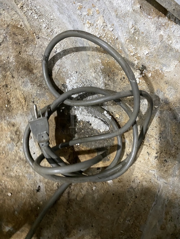 TURBO AIR Undercounter 2 Door Stainless Steel Refrigerator W/ Poly Coated Racks!  On Casters! Model TUR-48SD Serial UR48808053 115V/60Hz/1 Phase  - Image 8 of 8