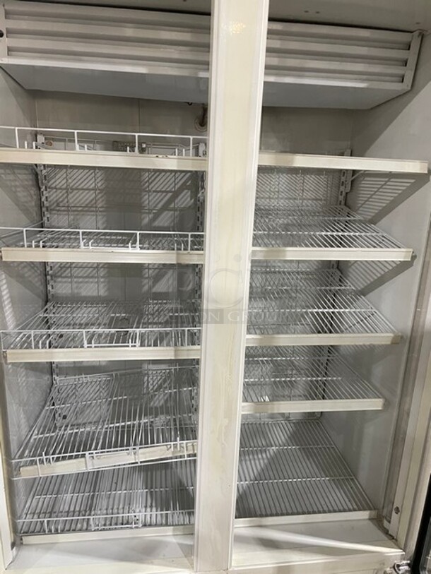 Carrier Commercial Double Glass Door Reach In Freezer/Merchandiser! With Poly Coated Racks! 115/208-230V 1 Phase! Model: ULG50BCP-5! - Image 4 of 9