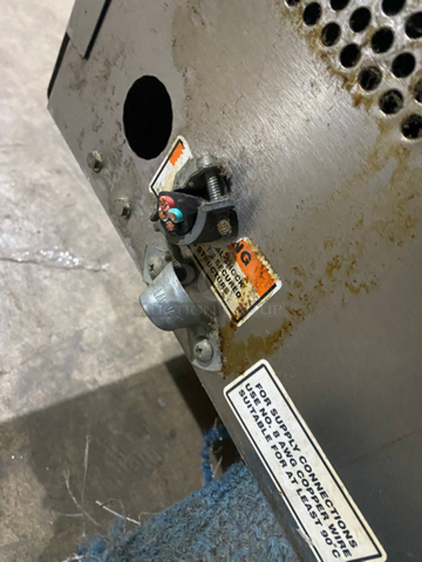 Vulcan Commercial Electric Powered Convection Oven! With View Through Door! All Stainless Steel! - Image 8 of 8