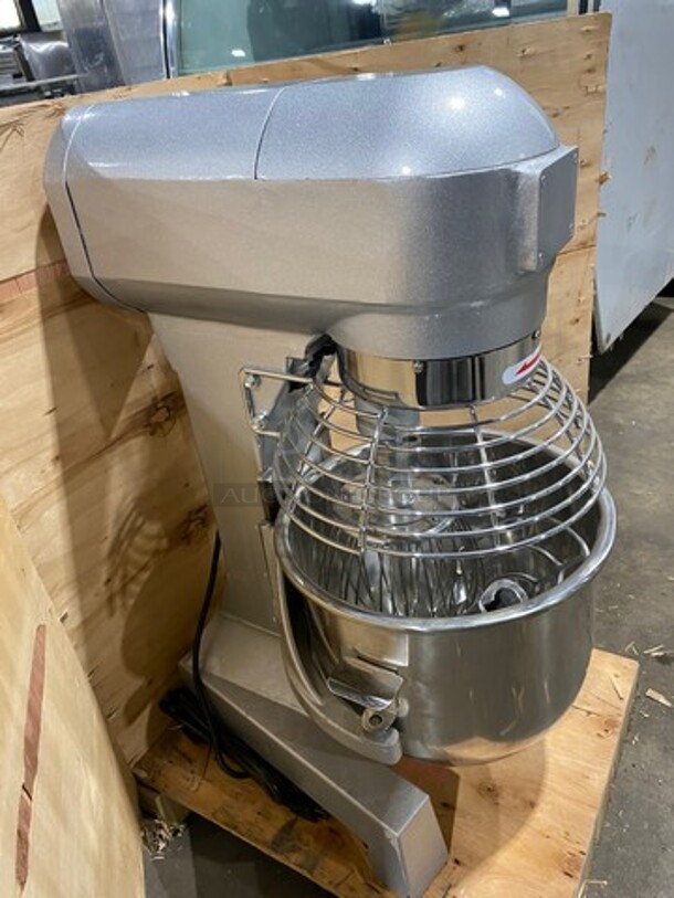 AWESOME! BRAND NEW! IN THE CRATE! Commercial Spiral Mixer! With Whisk, Paddle And Spiral Hook Attachment! With Mixing Bowl And Bowl Guard! Stainless Steel! Model: WGB20 110V - Image 4 of 11