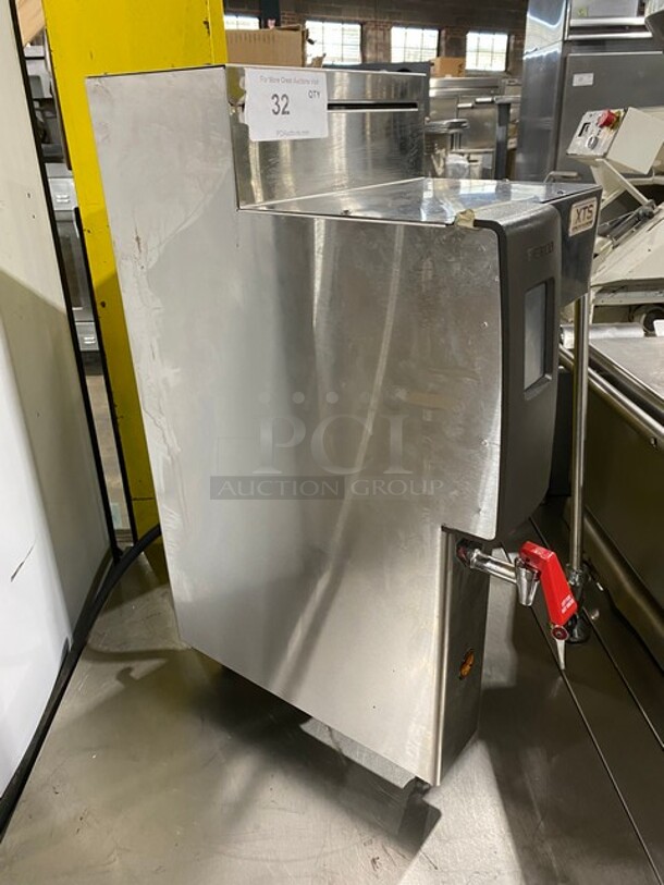 Fetco Commercial Countertop Coffee Brewing Machine! With Hot Water Line! Stainless Steel Body! On Small Legs! Model: CBS2131XTS SN: 21317301163325 120/208/240V 1PH - Image 3 of 9