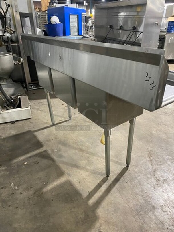 Commercial 3 Compartment Dish Washing Sink! With Single Side Drain Board! With Back Splash! All Stainless Steel! On Legs! - Image 4 of 9