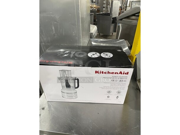 Brand New! KitchenAid® 13-Cup Food Processor! Snap-and-go! 3.1 Liters! With Attachments! - Image 6 of 10