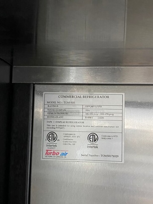Turbo Air Commercial Refrigerated Open Grab-N-Go Case Merchandiser! With View Through Sides! With Front Cover! All Stainless Steel! Model: TOM50B SN: TOM5017X029 120V 60HZ 1 Phase - Image 6 of 7