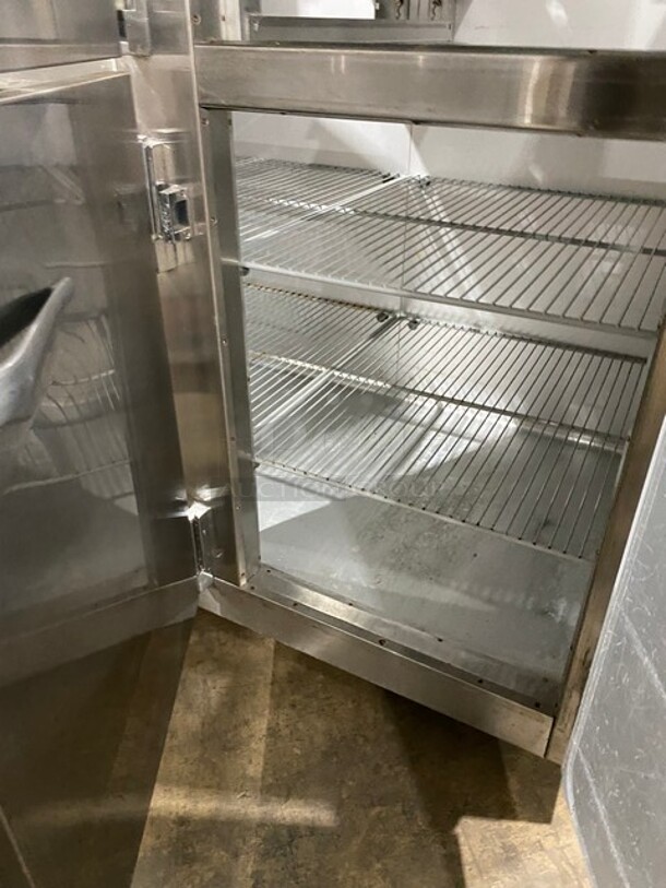 NICE! Traulsen Commercial 4 Split Door Reach In Cooler! With Poly Coated Racks And Built In Pan Racks! All Stainless Steel! On Casters! Model: AHT232NUT122 SN: T722770L99 115V 1 Phase - Image 7 of 10