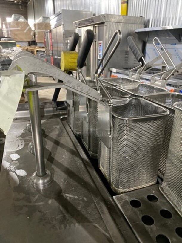 Arcobaleno Commercial Electric Powered Pasta Cooker! With Metal Baskets! Stainless Steel! On Casters! Model: APCE35 SN: 101127 220V 60HZ 3 Phase - Image 6 of 11