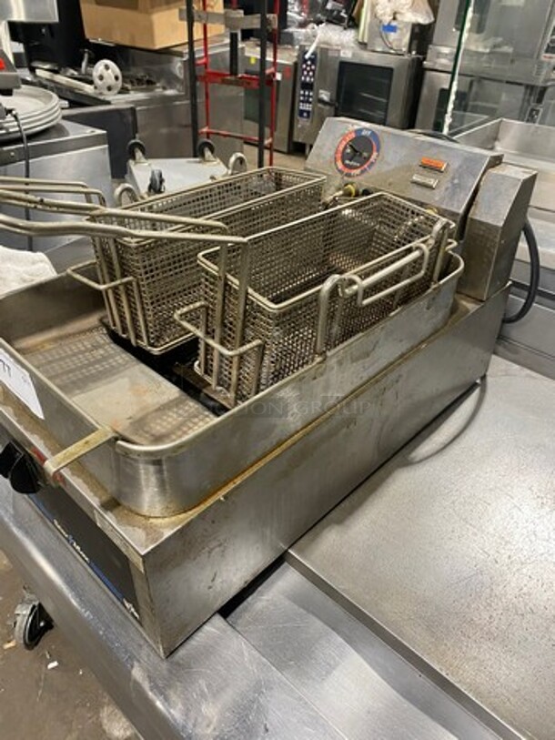 Star Max Countertop 15lb Single Pot Electric Powered Deep Fryer! All Stainless Steel! Model 515ED Serial 5ED00457! 208/240V! - Image 2 of 11