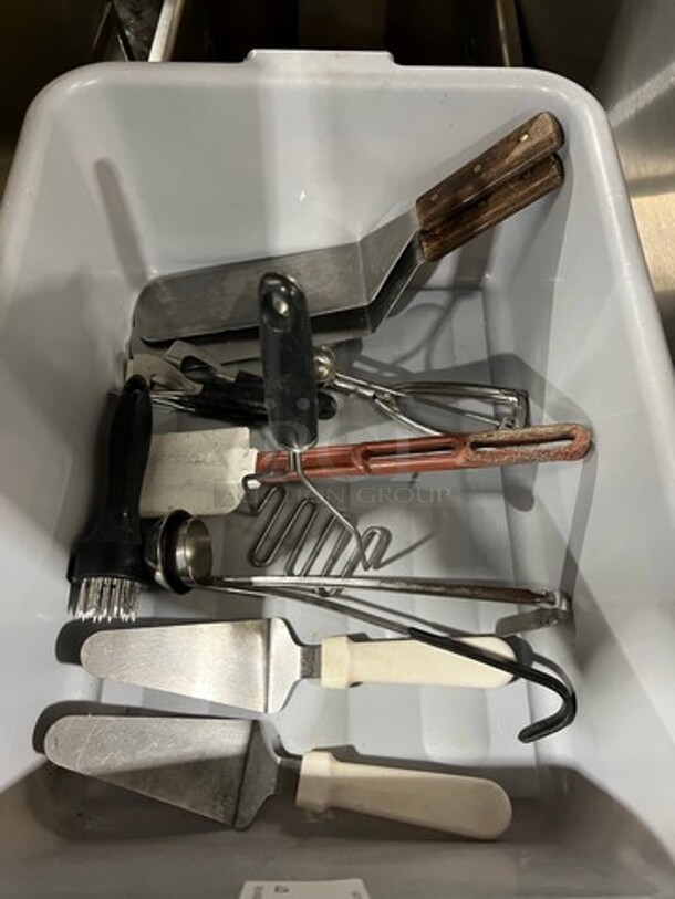 ALL ONE MONEY! MISCELLANEOUS! Assorted Smallware! Includes Griddle Spatula, Ladles And More! - Image 2 of 4