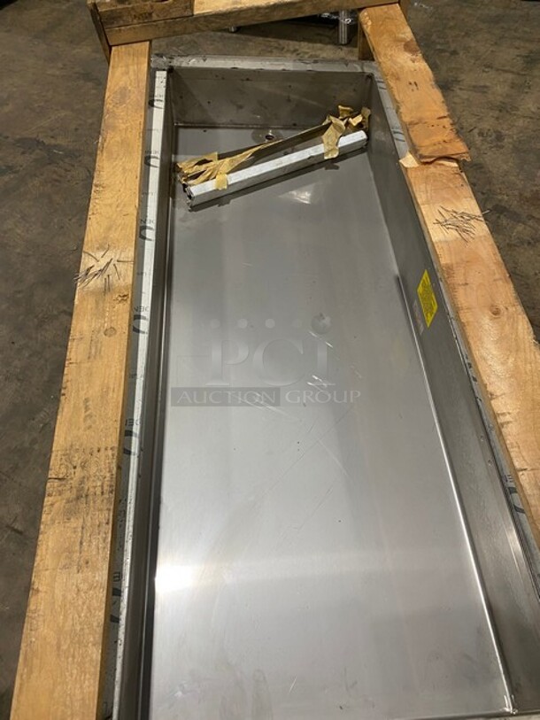 BRAND NEW! IN THE CRATE! Atlas Metal Commercial Hot Food Well Unit! All Stainless Steel! 208V 1 Phase! Model: WH-4 SN: 3038-12-A! - Image 2 of 6
