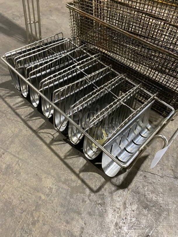 ALL ONE MONEY! Metal Deep Frying Baskets And 8 Taco Frying Basket! - Image 2 of 5