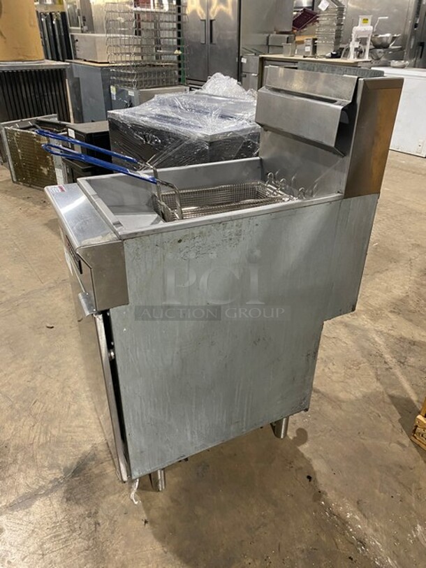 Cookline Commercial Natural Gas Powered Deep Fat Fryer! All Stainless Steel! With Backsplash! With Two Frying Baskets! On Legs! Model: CF-50 SN: 2207018048! - Image 2 of 9