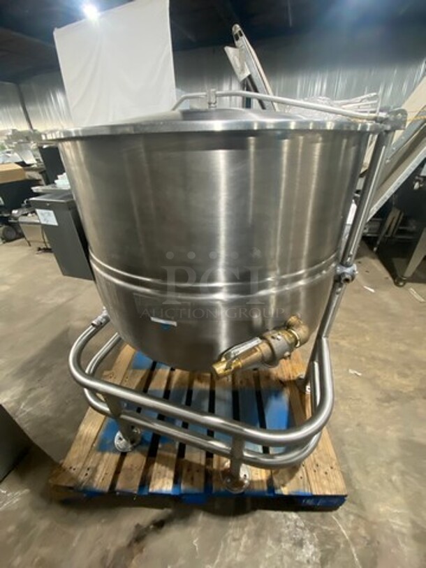 NICE! 2012 Cleveland Commercial 100 Gallon Tilting Soup Kettle! All Stainless Steel! Model: KDL100T SN: 120323052568 - Image 3 of 9