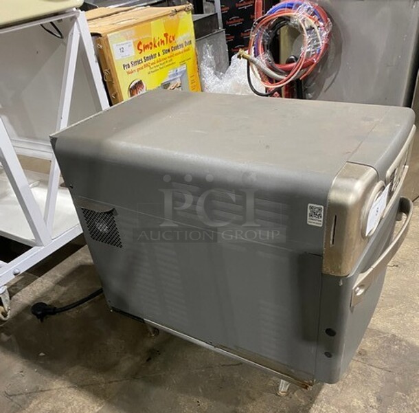 2019 Turbo Chef Electric Powered CounterTop Rapid Cook Oven! Model NGO Serial NGOD50560! 208/240V 1 Phase! On Legs! - Image 3 of 8